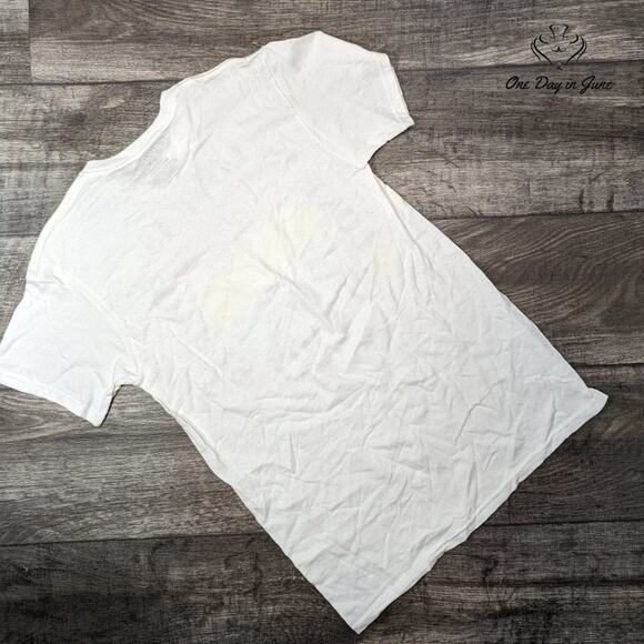 Fifth Sun Love Is Short Sleeve Tee Shirt Size S - Picture 5 of 5